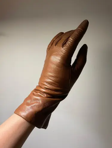 Bloomingdales Genuine Leather Gloves