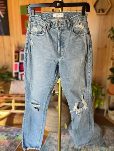 Abercrombie & Fitch  High Rise Distressed Mom Jeans size 26 size 2 light wash