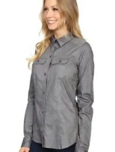 Arcteryx Arc’Teryx L grey long sleeve button down