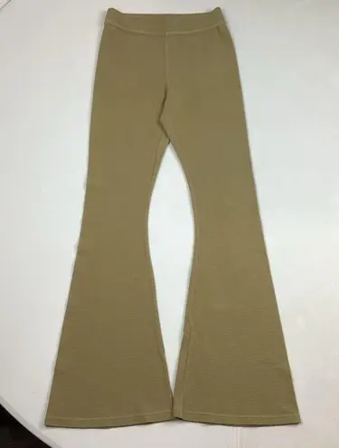 Offline by Aerie Flare Hi Rise Textured Pants Tan Size Medium Juniors