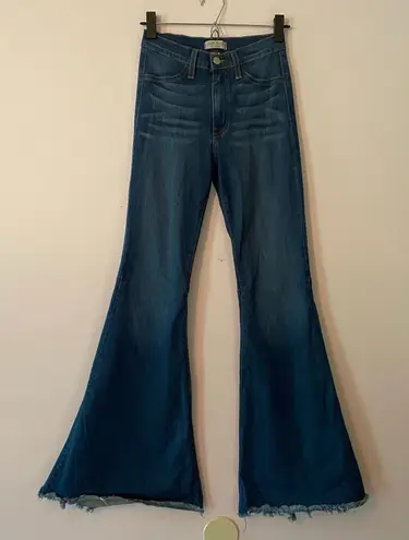 Judy Blue Super Flare Frayed Jeans Boho Retro Bohemian Women's size 3 / 26
