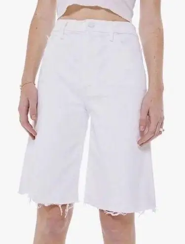 MOTHER The Undercover Knee Fray Short in Totally Innocent Women’s Sz 27