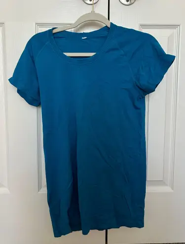 CRZ Yoga Speedy Seamless Short Sleeves Slim Fit Top in Super-Sonic Blue Size L