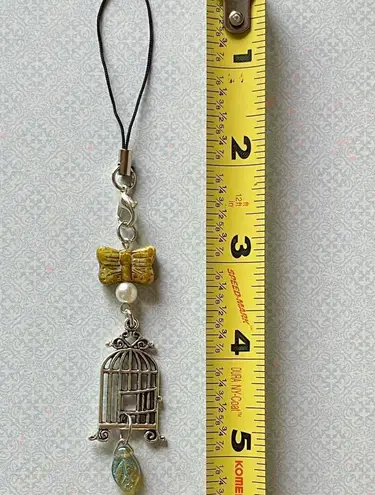 Handmade aesthetic Kawaii fairy vintage antique goth birdcage & butterfly phone strap/bag charm/keychain/display🕊🦋🍃💓