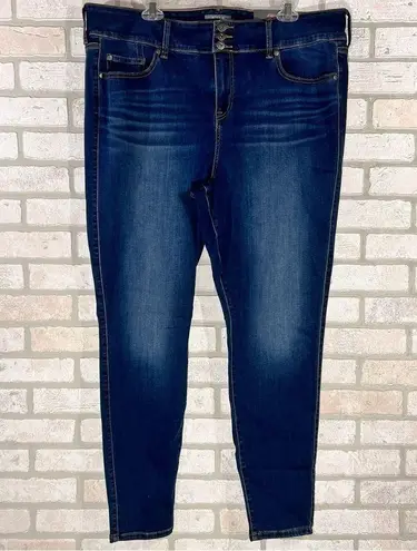 Torrid  NWT Super Soft High Rise Jegging In Dark Blue Hydrosphere Wash Size 22T