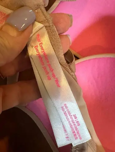 NWOT Wear everywhere push up bra Tan Size undefined