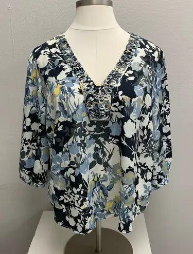 Avenue Blue Black Relaxed Ruffled V-Neck Tunic. Size 30/32