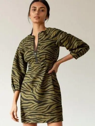 Veronica Beard Navi Olive green Black Animal Print Mini size 2 / xsmall