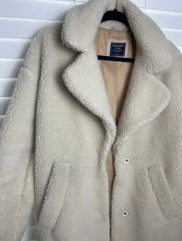 Abercrombie & Fitch Abercrombie sherpa coat