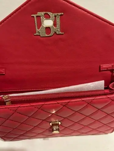 Badgley Mischka NWT Beautiful Red Quilted Crossbody Bag W Gold Accents