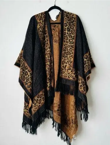 Soft Surroundings Leopard Poncho Wrap Sweater One Size Mobwife