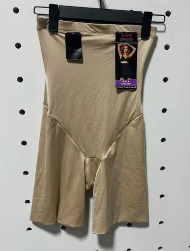 Maidenform ULTRAFIRM Women Soft & Breathable Bodyshaper Size S