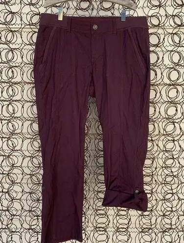 Kuhl Women’s Jade Pants size 10 Short - merlot wine roll up pants