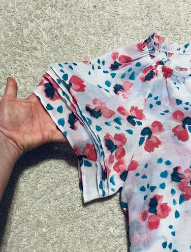 Zac and Rachel Loose Floral Top. Med (runs big). NWT
