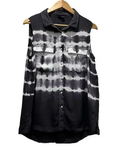 a.n.a . Black and White Tie Dye Short Sleeve M