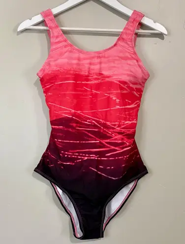 One Piece Women’s Crisscross Ombre Swimsuit Red, Pink & Maroon Size Small NWOT