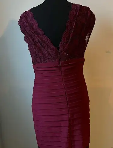 Betsy and Adam maroon v neck lace overlay pleated bottom cocktail dress size 6