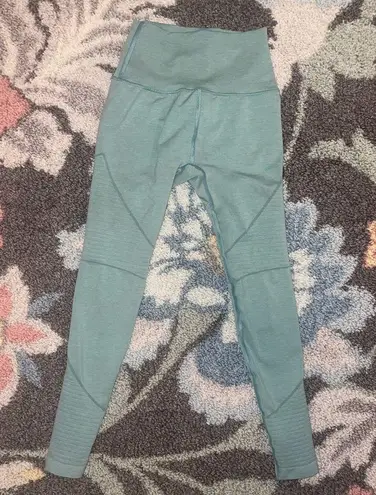 Alphalete revival leggings size small