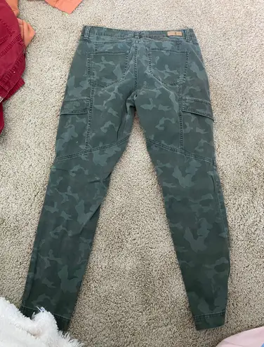 Camo Cargo pants Green Size 6