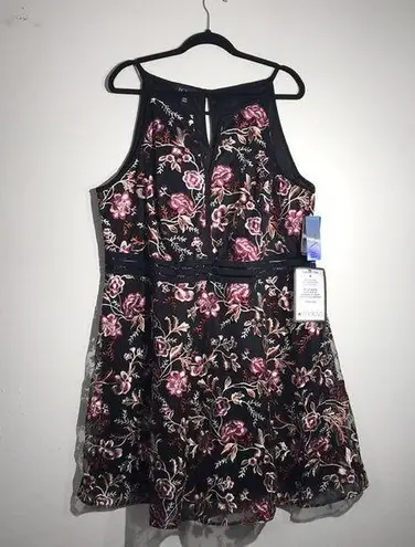 BCX Dress Black and Floral Spaghetti Strap Size 24W NWT