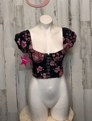 Melrose and Market XS Black Pink Floral Corset Crop Top Puff Sleeve Hook-Front
