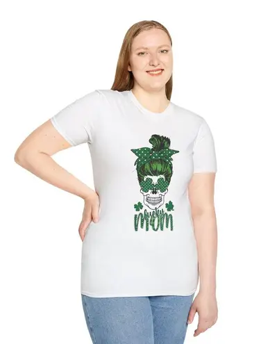 Handmade Lucky Mom Skull Messy Bun White Short Sleeve T-Shirt Size XS