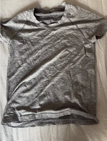 Lululemon Swiftly  Tech Short Sleeve 2.0 - Image 2