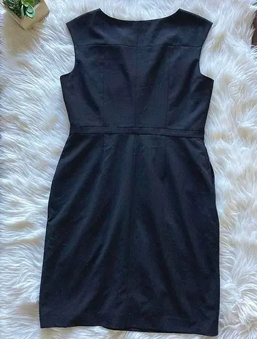 Ellen Tracy Black Front Zip Crepe Sheath Dress