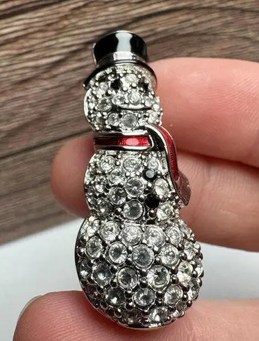 Swavorski Swarovski Crystal Snowman Brooch Pin Clear Pave Crystals Red & Black Enamel