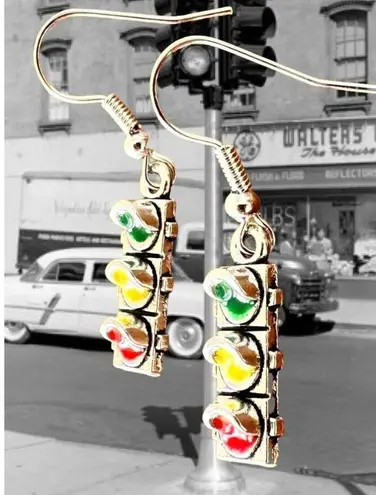 Traffic Light Earrings Signal New Dangle Hooks Stop Wait Go Crossing Gua… Silver