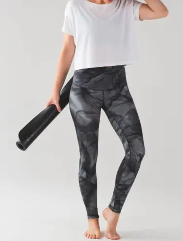 Lululemon  Wunder Under Pant (Hi-Rise)Midnight Tulle Multi Black Size 12 - Image 2