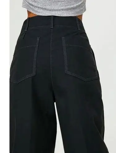 Aritzia / Wilfred Free Day-Off High Waisted Pleated Pants