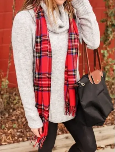 CEJON for Macy’s Red Classic Plaid Woven Scarf Soft Italian Acrylic Fringe Winte Red