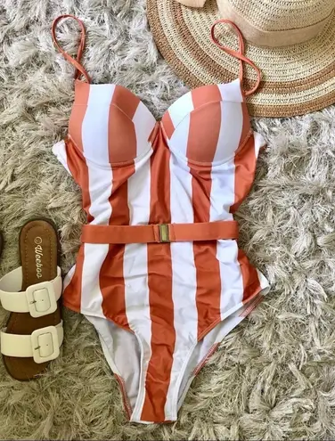 Boutique NEW Maui Swimsuit