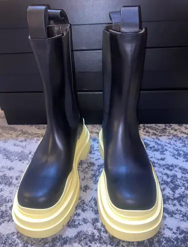 Bottega Veneta Tire Chelsea Boots Yellow size 38.5