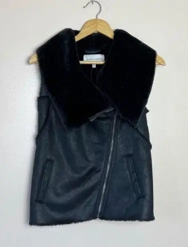 Cupcakes and Cashmere CLEARANCE! Black Faux Suede Vest Size XS NWOT