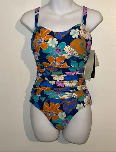 Profile  by Gotten women’s one piece swim suit size 8 in women’s D Cupsize 🆕