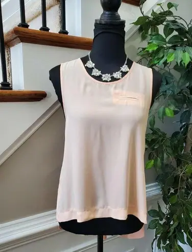 B Jewel  Women's Solid Peach 100% Polyester Scoop Neck Sleeveless Top Size Medium