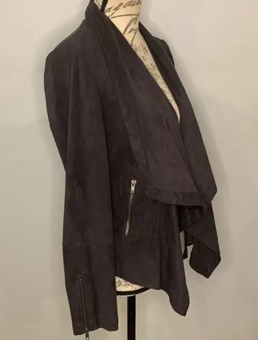 Cupcakes and Cashmere Mackenzie faux suede stretch open front draped jacket M