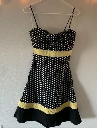 Trixxi Retro style 50s dress black and yellow polka dots / NWOT