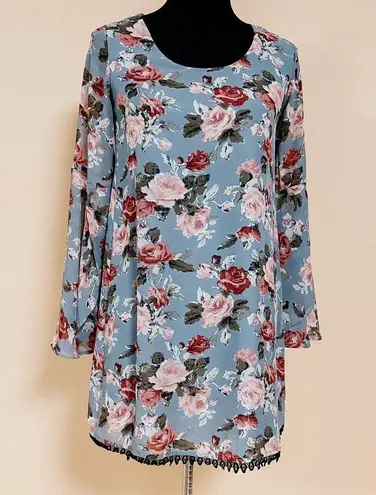 Dee Elle 🛍️ Floral Rose Gray Long Bell Sleeve Mini Sheath Dress Size XS