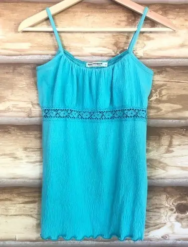 Vintage Younique lace trim lettuce hem cami size small