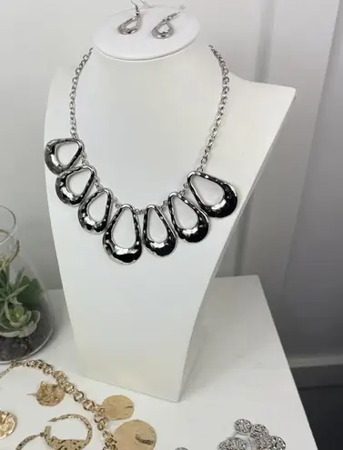 Beautiful Two Sets Jewelry Lot Silver