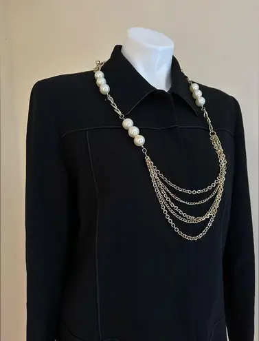 Jones Wear Black Faux Leather Trim Around Edges With Shoulder pads Sz 12…