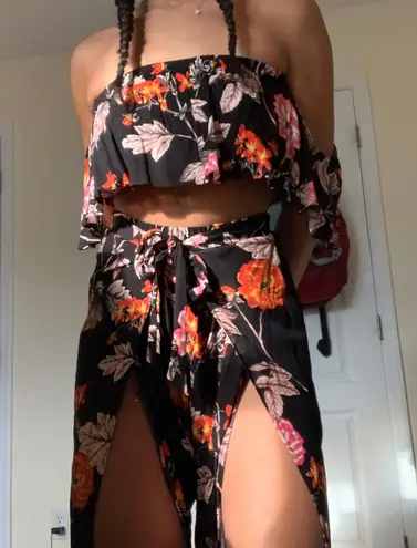 Boutique Matching Floral Set
