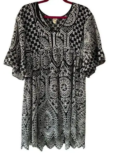 Akemi + Kin Anthropologie Black Eyelet Boho Embroidered Mini Dress Size 2