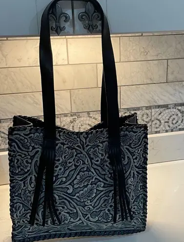 Kenzo Tote Denim Blue and White Patterned Tote Bag with Denim Sneakers. Size 38 Black