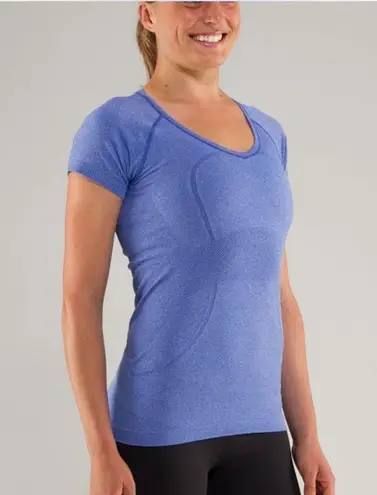 Lululemon  Run: Swiftly Tech V Neck in Heathered Lullaby - Image 1
