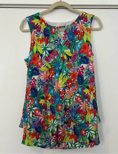 Hailey Lyn colorful tropical floral tank top sleeveless keyhole ruffle Green Size M