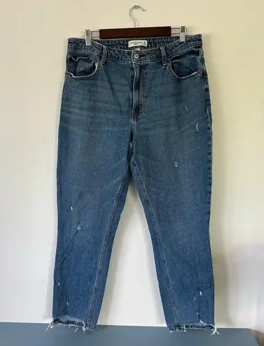 Abercrombie & Fitch  womens jeans size 32 curve love high rise skinny raw hem